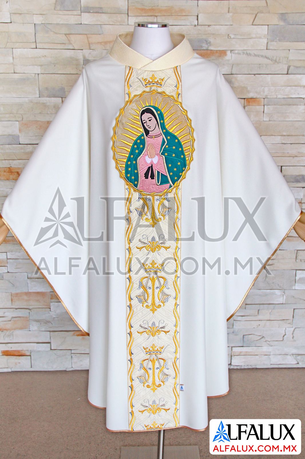 29 MARIA EMPERATRIZ Alfalux Casulla Central Blanco Brocado Hueso Medallon Virgen 200 (1)